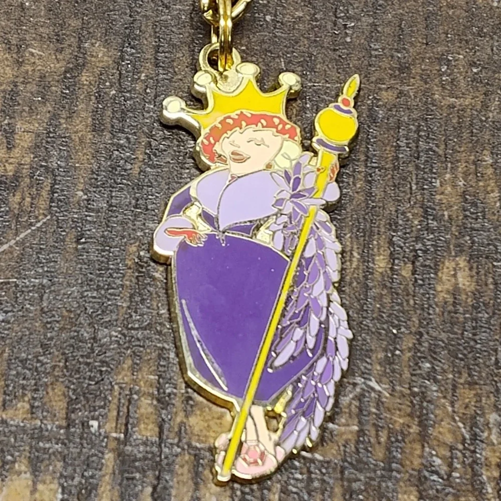 2004 Queen Red Hat keychain crown purple gold royality inspire encourage support